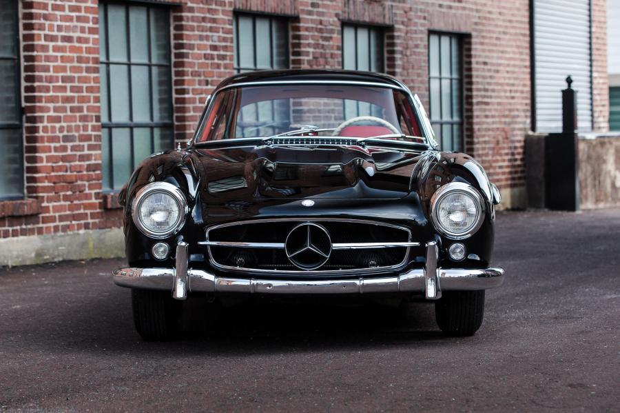  Mercedes-Benz 300 SL 1957 года  (фото 5 из 59)